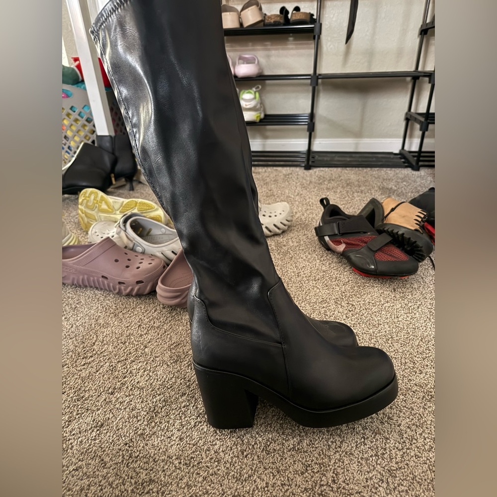 Black Women's Platform Knee-High Boots